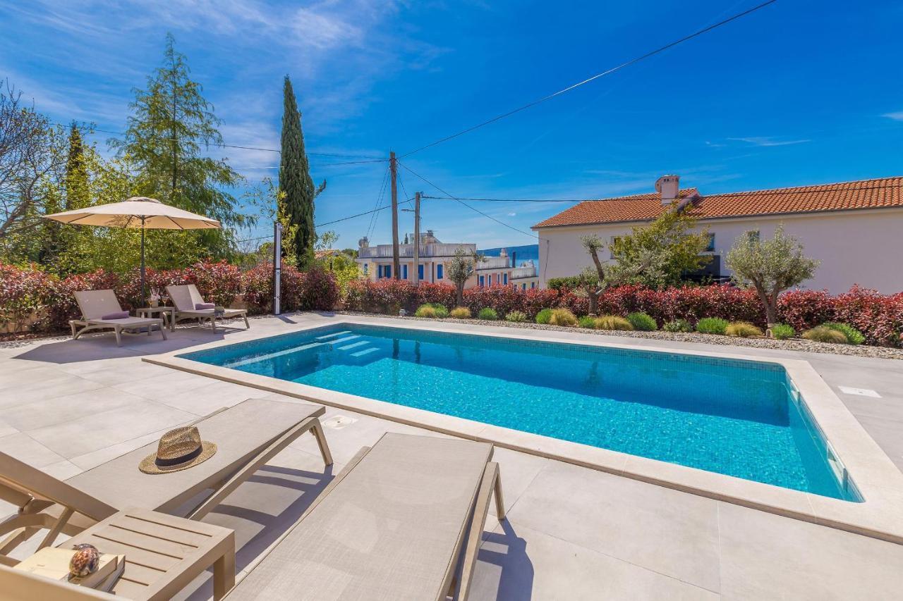 Holiday House Villa Andro Pinezići エクステリア 写真